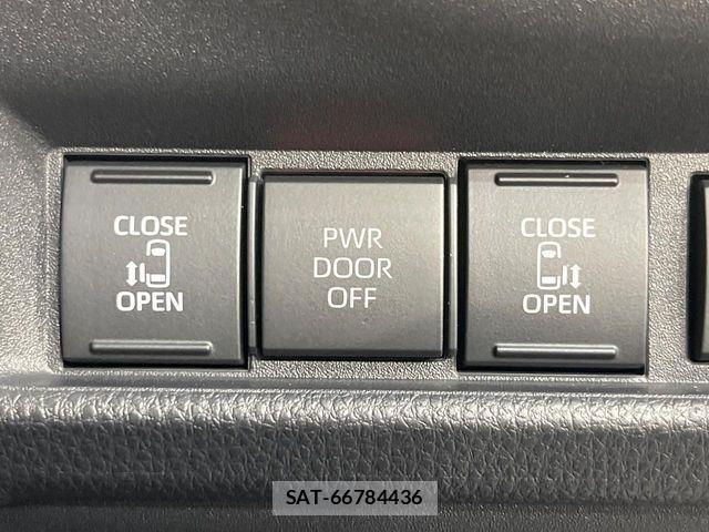 Toyota SIENTA 2023-08 8337874-4