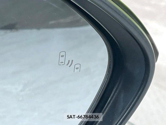 Toyota SIENTA 2023-08 8337874-5