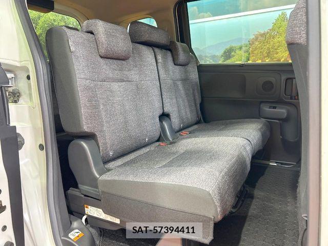 Toyota SIENTA 2022-12 8337873-8