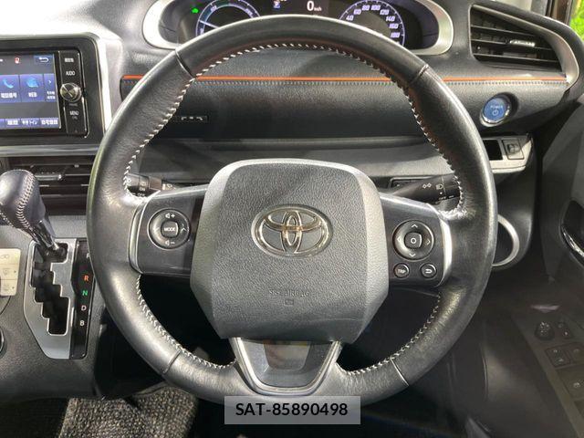Toyota SIENTA 2017-08 8337890-11