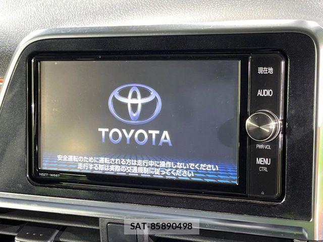 Toyota SIENTA 2017-08 8337890-2