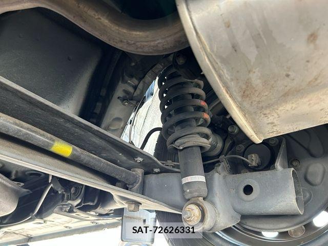 Toyota SIENTA 2015-09 8337888-26