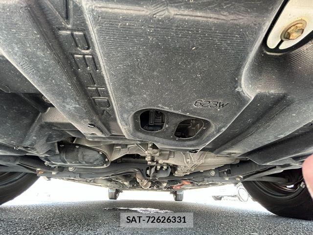 Toyota SIENTA 2015-09 8337888-27