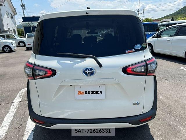 Toyota SIENTA 2015-09 8337888-7