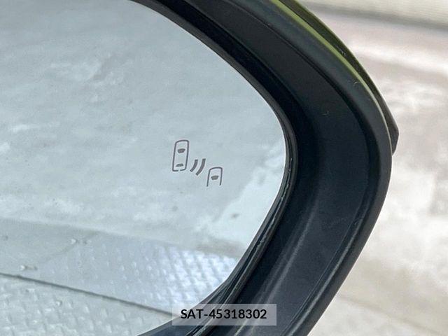 Toyota SIENTA 2023-08 8337871-5
