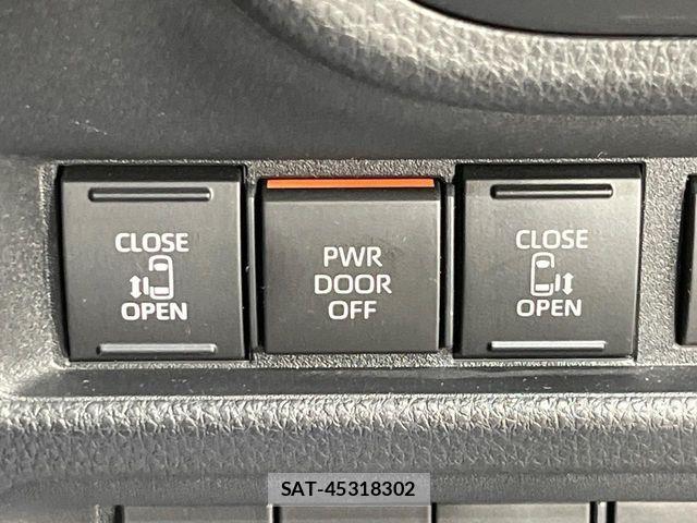 Toyota SIENTA 2023-08 8337871-6