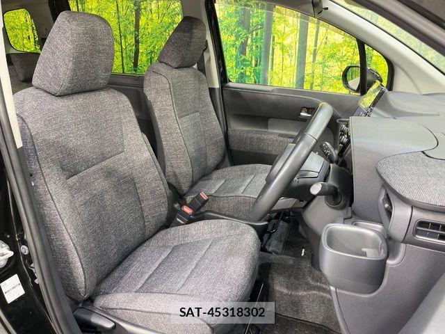 Toyota SIENTA 2023-08 8337871-7