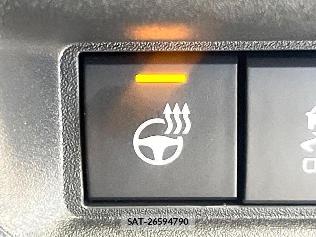 Toyota SIENTA 2025-09 8337870-4