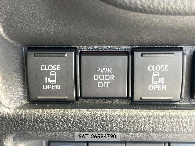 Toyota SIENTA 2025-09 8337870-5