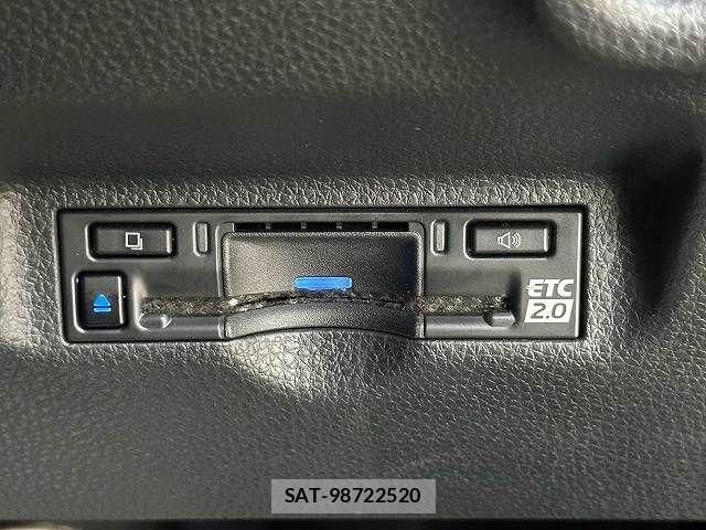 Toyota SIENTA 2023-04 8337879-10