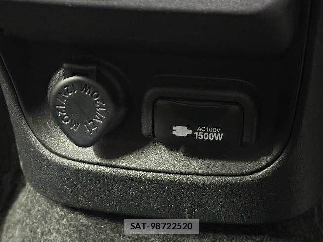 Toyota SIENTA 2023-04 8337879-11