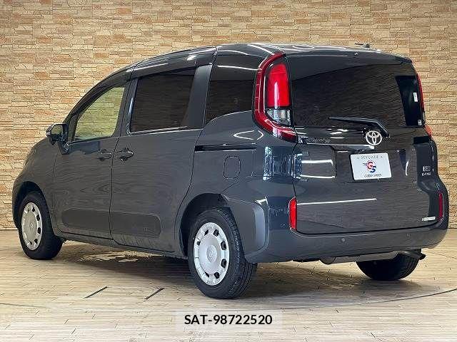 Toyota SIENTA 2023-04 8337879-16
