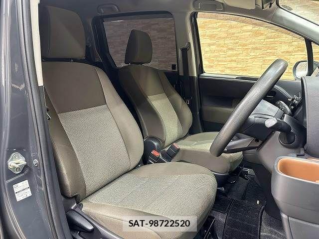 Toyota SIENTA 2023-04 8337879-4