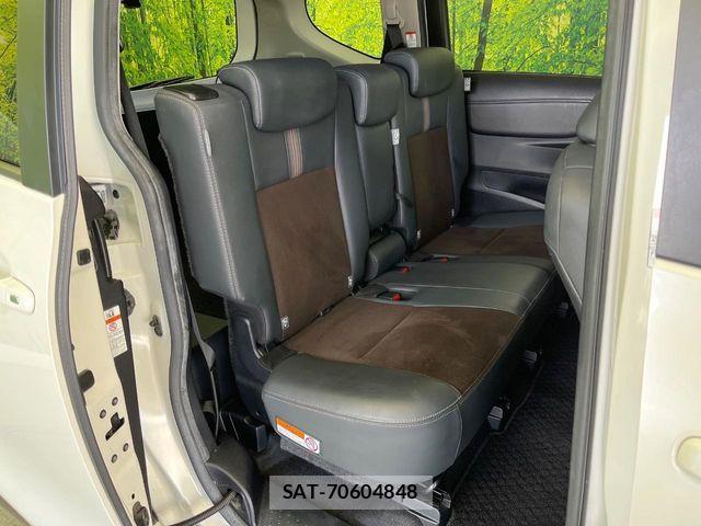 Toyota SIENTA 2021-10 8337882-9