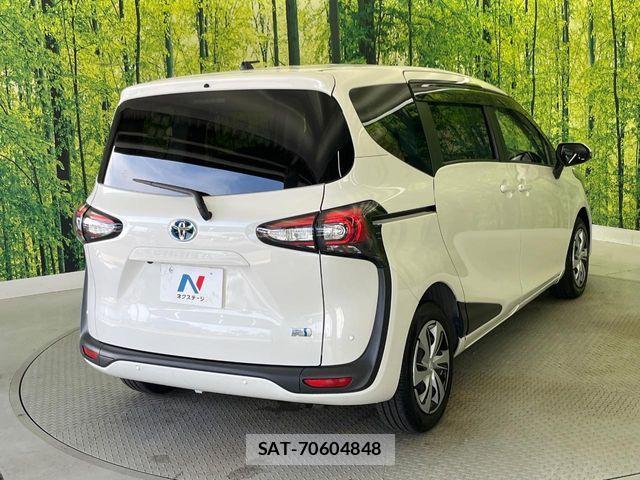Toyota SIENTA 2021-10 8337882-17