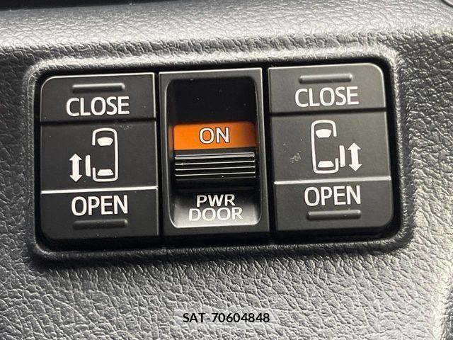 Toyota SIENTA 2021-10 8337882-6