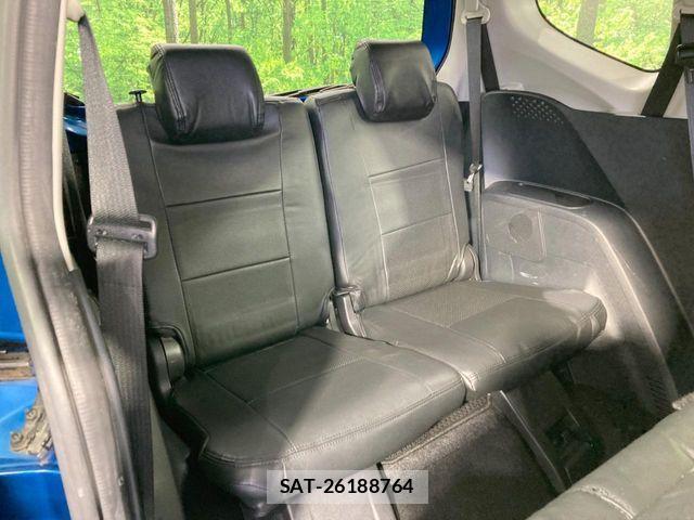 Toyota SIENTA 2017-02 8337885-9