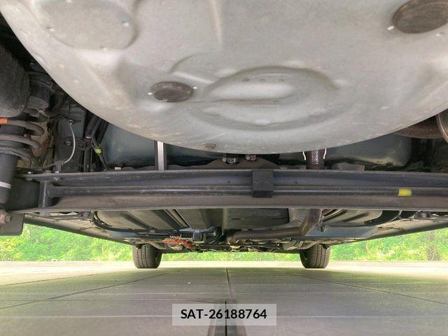 Toyota SIENTA 2017-02 8337885-18