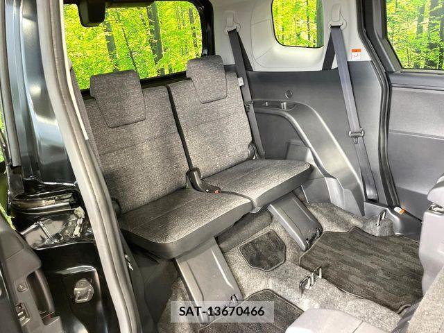 Toyota SIENTA 2025-01 8337868-9