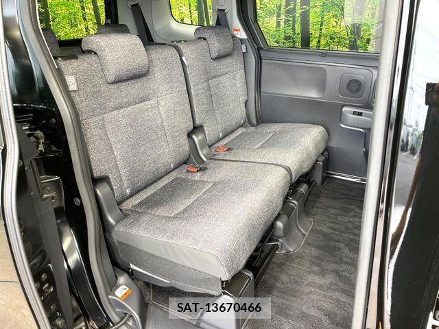Toyota SIENTA 2025-01 8337868-8