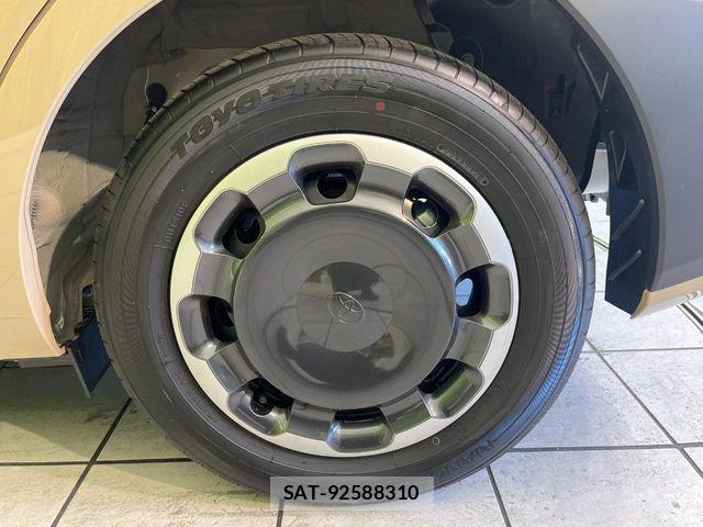 Toyota SIENTA 2026-05 8337866-13