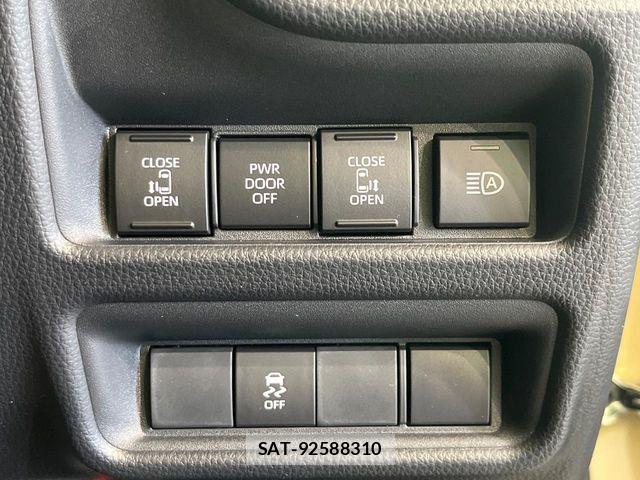 Toyota SIENTA 2026-05 8337866-5