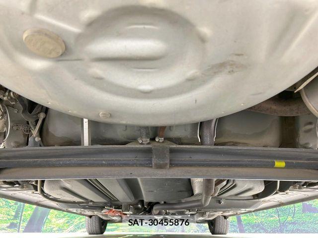Toyota SIENTA 2015-07 8355607-18
