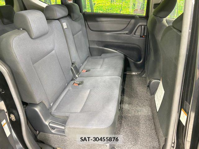 Toyota SIENTA 2015-07 8355607-8