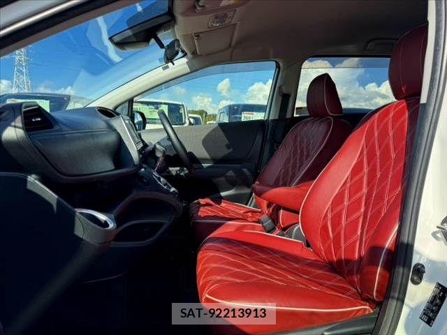 Toyota SIENTA 2021-08 8355604-16