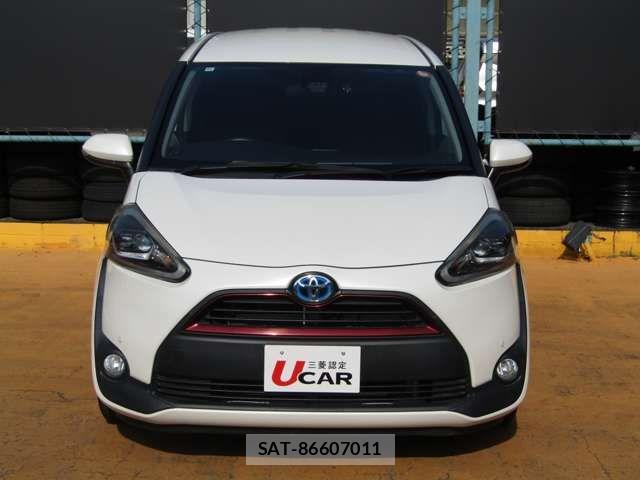 Toyota SIENTA 2016-11 8355605-3