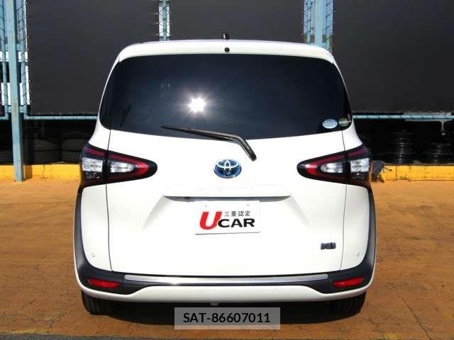 Toyota SIENTA 2016-11 8355605-7