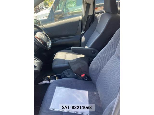 Toyota SIENTA 2016-02 8355608-12