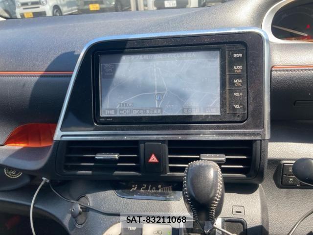 Toyota SIENTA 2016-02 8355608-20