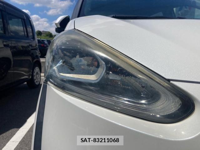 Toyota SIENTA 2016-02 8355608-4