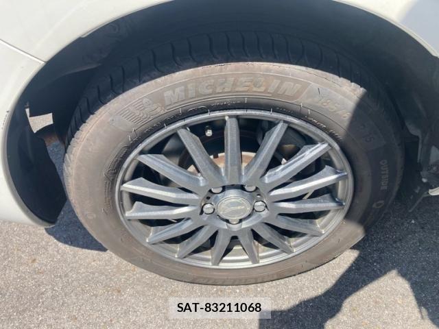 Toyota SIENTA 2016-02 8355608-6