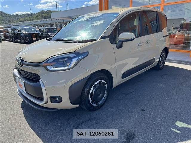 Toyota SIENTA 2023-05 8355603-9