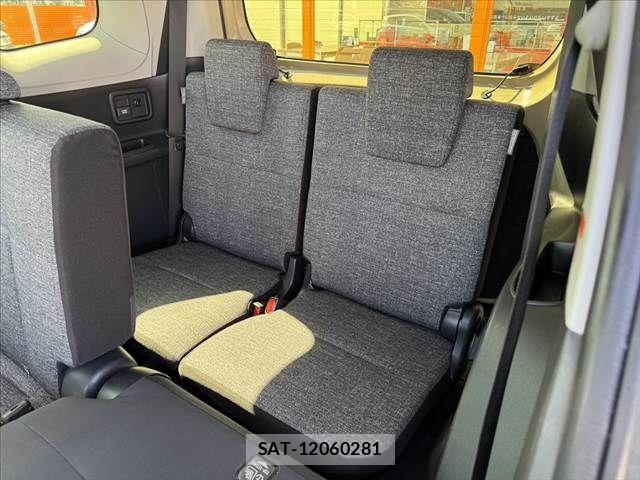 Toyota SIENTA 2023-05 8355603-19
