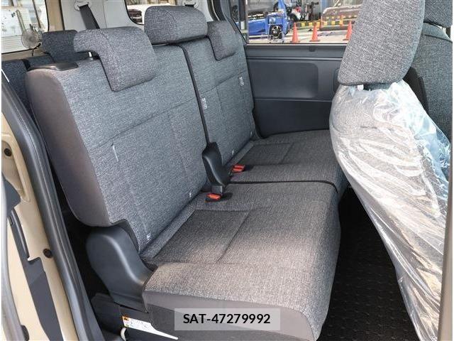 Toyota SIENTA 2026-07 8355601-14