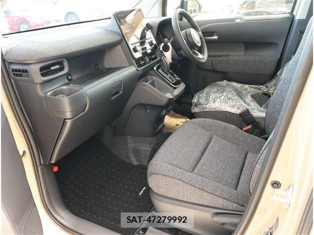Toyota SIENTA 2026-07 8355601-16