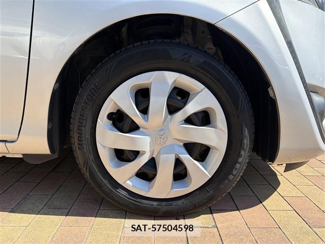 Toyota SIENTA 2018-07 8355606-9