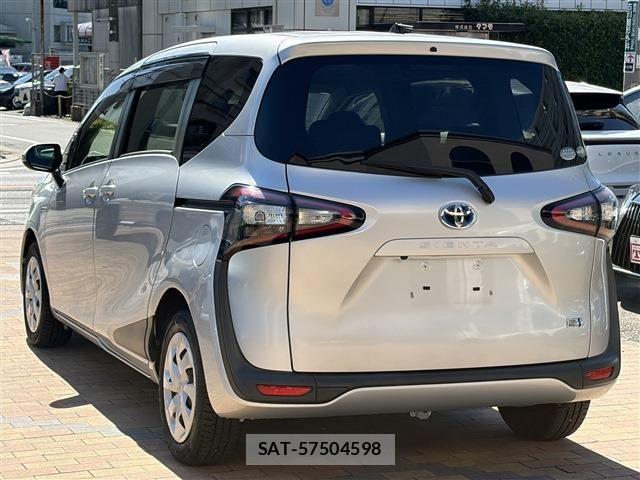 Toyota SIENTA 2018-07 8355606-4