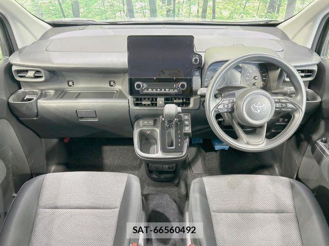 Toyota SIENTA 2024-09 8368714-1