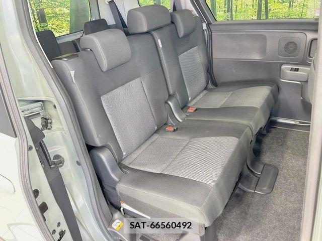 Toyota SIENTA 2024-09 8368714-7