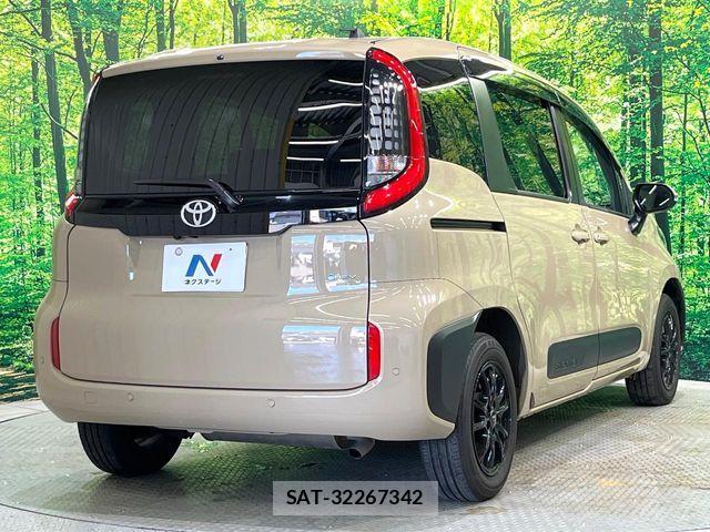 Toyota SIENTA 2024-08 8368707-17