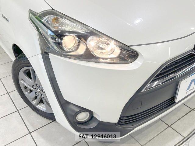 Toyota SIENTA 2016-01 8368721-12
