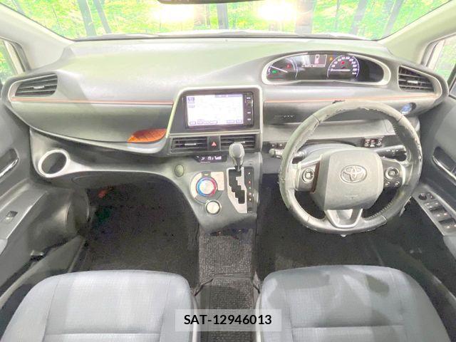 Toyota SIENTA 2016-01 8368721-1