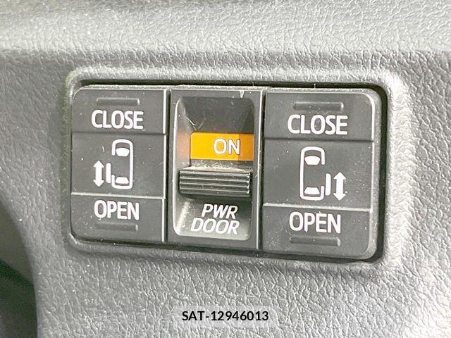 Toyota SIENTA 2016-01 8368721-5