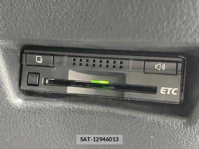 Toyota SIENTA 2016-01 8368721-6