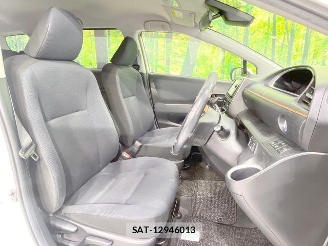 Toyota SIENTA 2016-01 8368721-7
