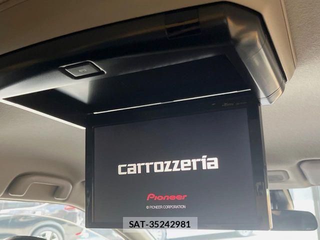 Toyota SIENTA 2019-09 8368716-4